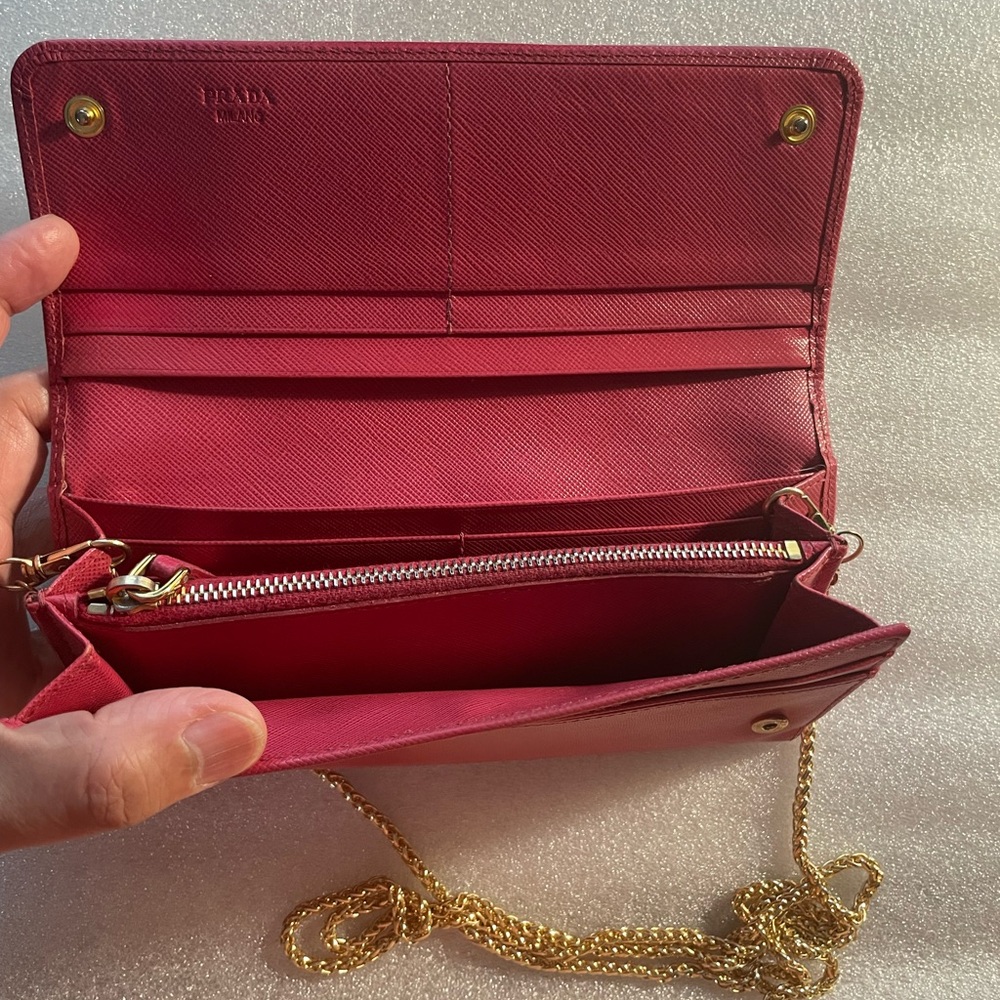 PRADA Pink Wallet - Picture 6 of 7